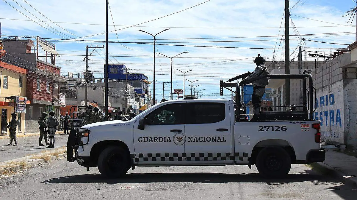 Un artefacto explosivo localizado en plena calle ocasionó una fuerte movilización de los cuerpos de emergencia en la colonia Constitución Mexicana